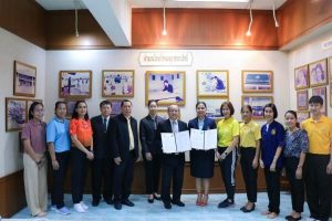 LINE_ALBUM_MOU โรงเรียนอนุราช_240418_2