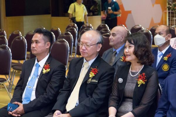 LINE_ALBUM_บุคลากรดีเด่นคณะ 2566_240209_10