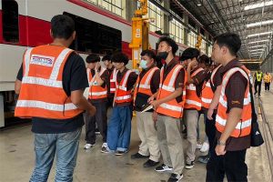 เครื่องกลดูงานรถไฟฟ้า_10