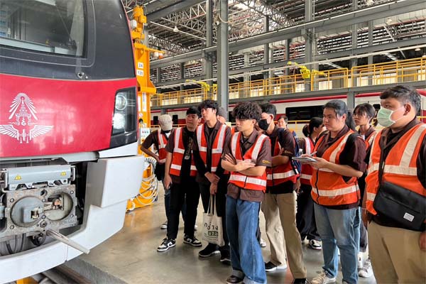 เครื่องกลดูงานรถไฟฟ้า_8