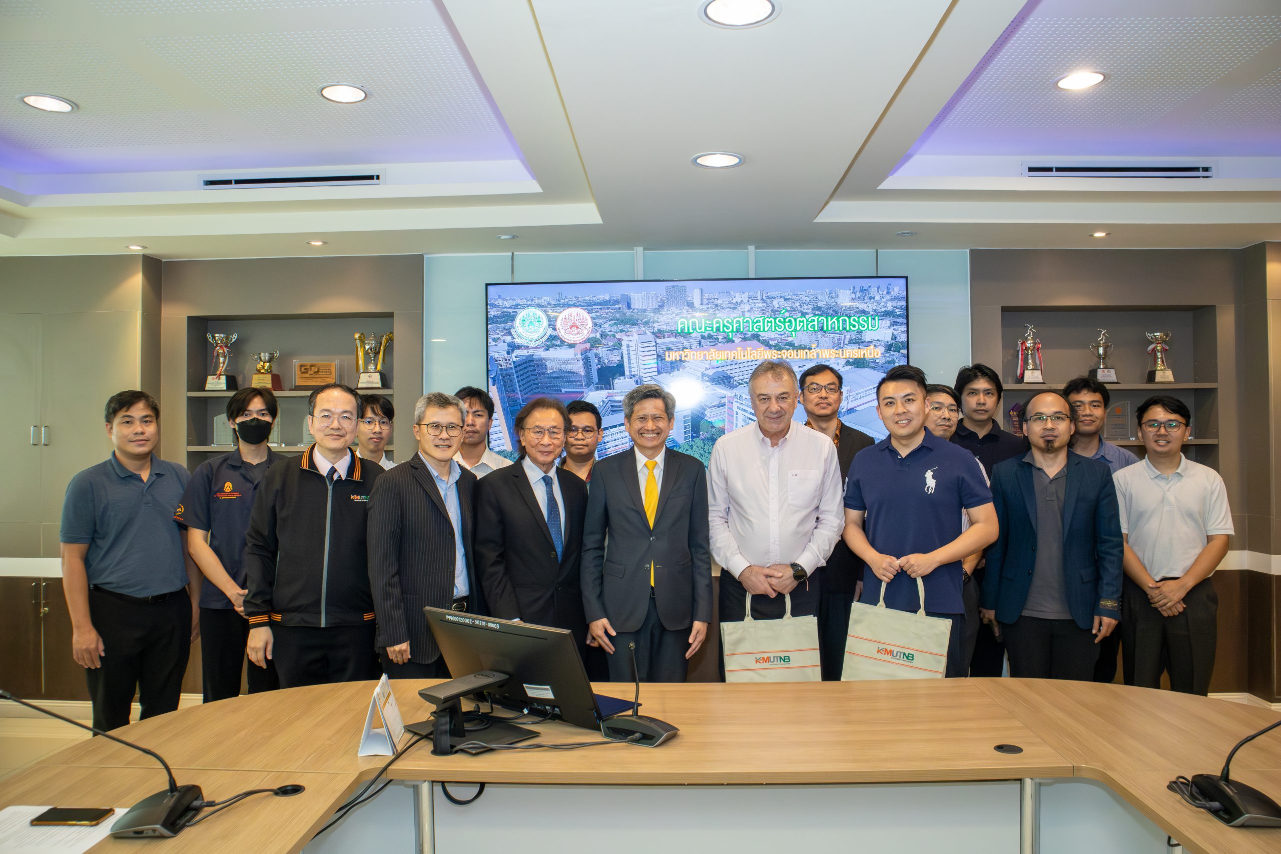 _MG_2653-Enhanced-NR